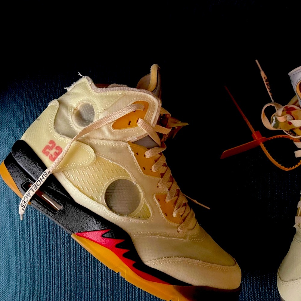 Retro 5 off white sail size 12 mint condition